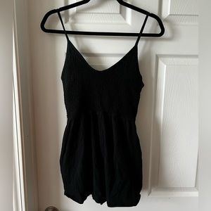 Wild Fable Black Romper size Medium. Flattering Waistline.
